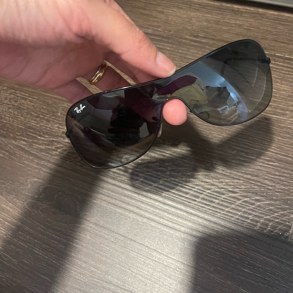 Ray-Ban Women’s Black Wraparound Sunglasses